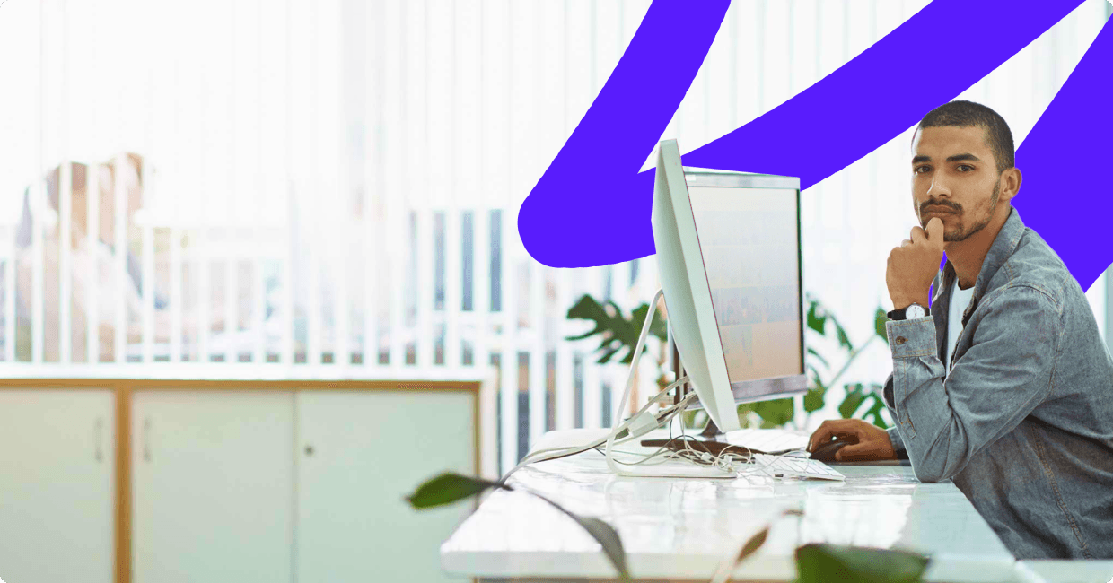Professional working at a computer - itc Vision